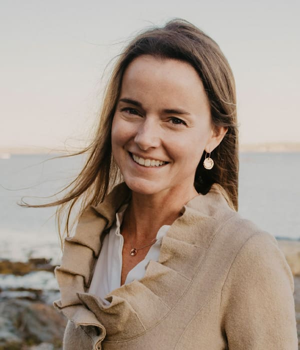 staff-8 Julie Flower